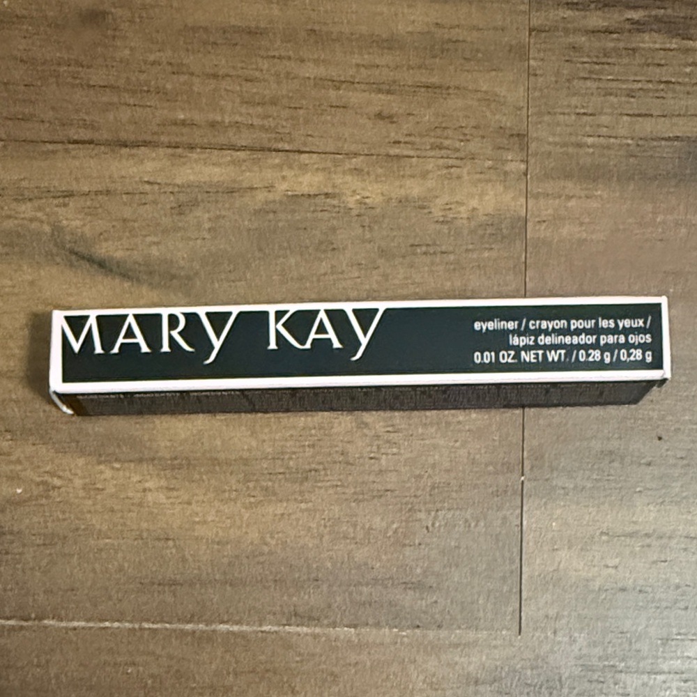 Mary Kay Onyx Eyeliner